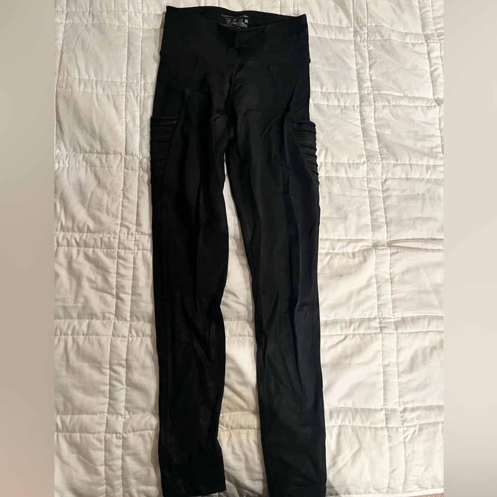 Workout pants. Great condition. Black. Small.